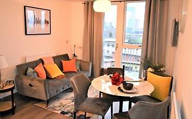 Lux City One Bed Birmingham Apartment